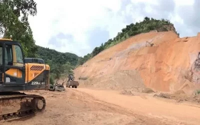 ILLEGAL QUARRY OPERATORS GITUTUKAN