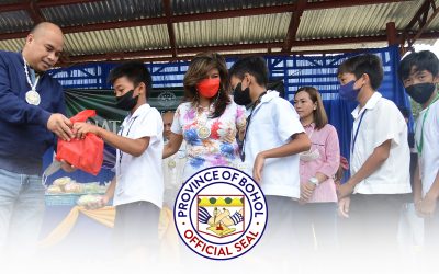 Sen. Imee Marcos hands out, goodies to school kids, AICS on her birthday