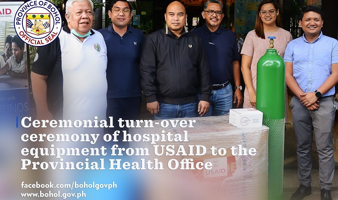 <strong>Ceremonial turn-over ceremony of hospital equipment from USAID to the Provincial Health Office</strong>